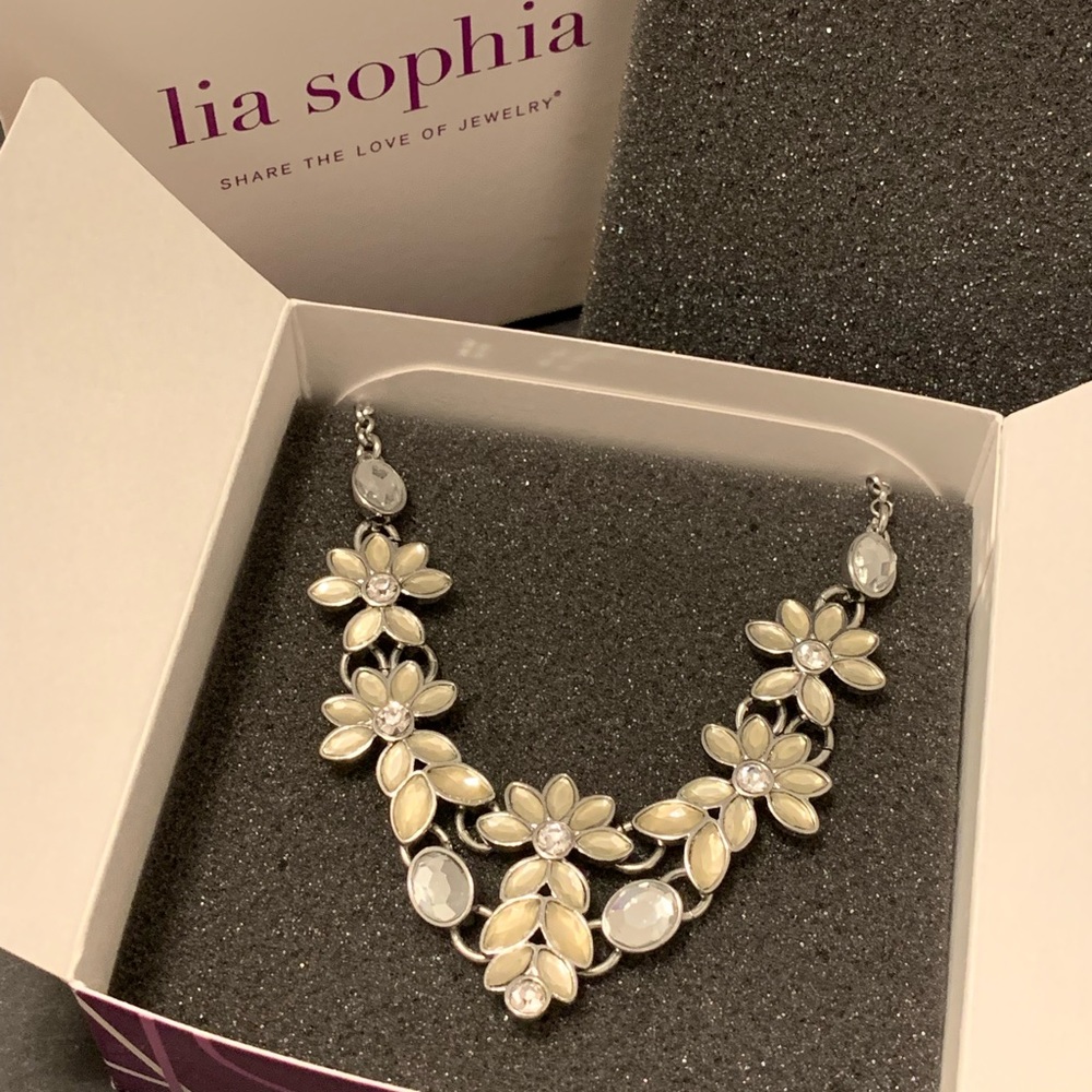 Lia Sophia “Magnolia” Necklace, original pkg